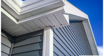 Top 4 Things to Consider When Choosing New Siding